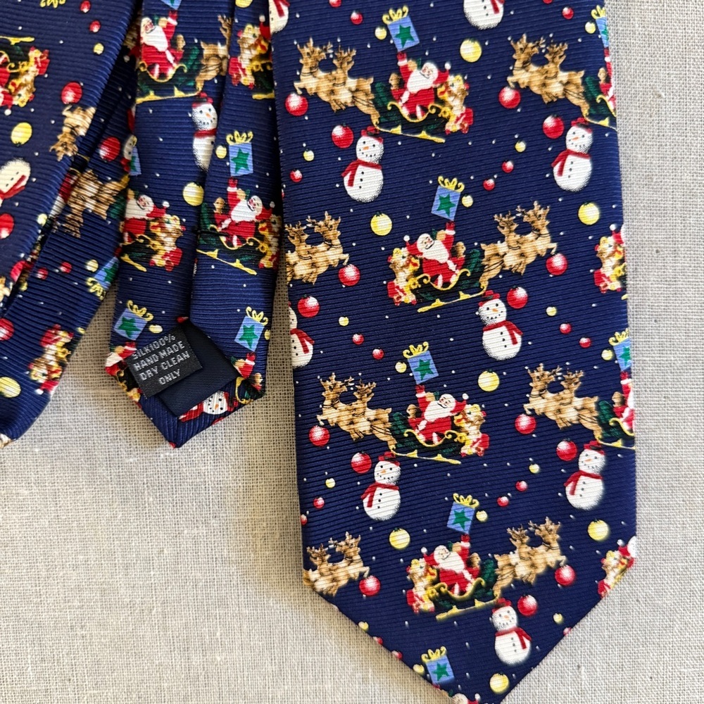 Cape Cod Neckwear Silk Christmas Tie with Santa, Rudolph, Frosty Snowman Blue